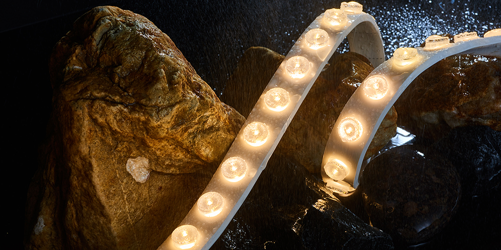 The flexible PU waterproof wall washer Strip light developed by our company has obtained the utility model patent