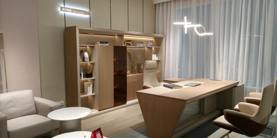 How to choose LED strips for hotel decoration?